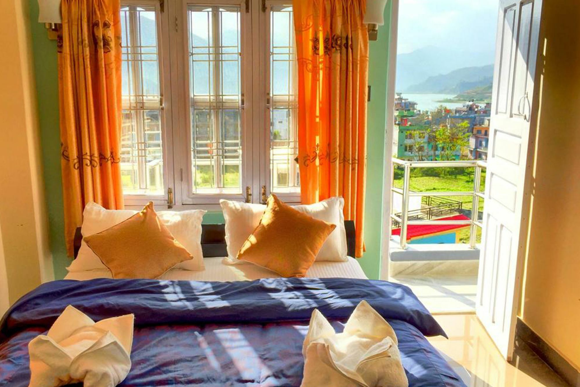 Hotel Atrium Pokhara Bagian luar foto