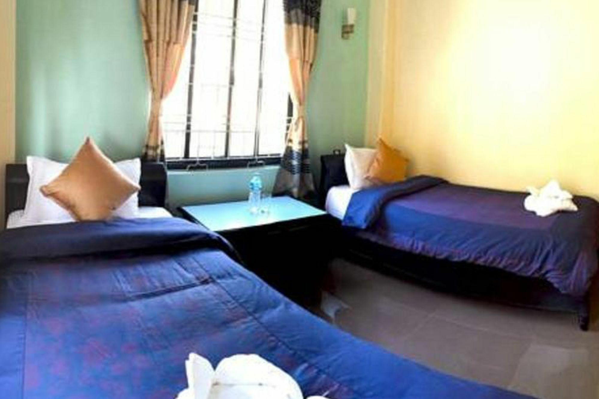 Hotel Atrium Pokhara Bagian luar foto