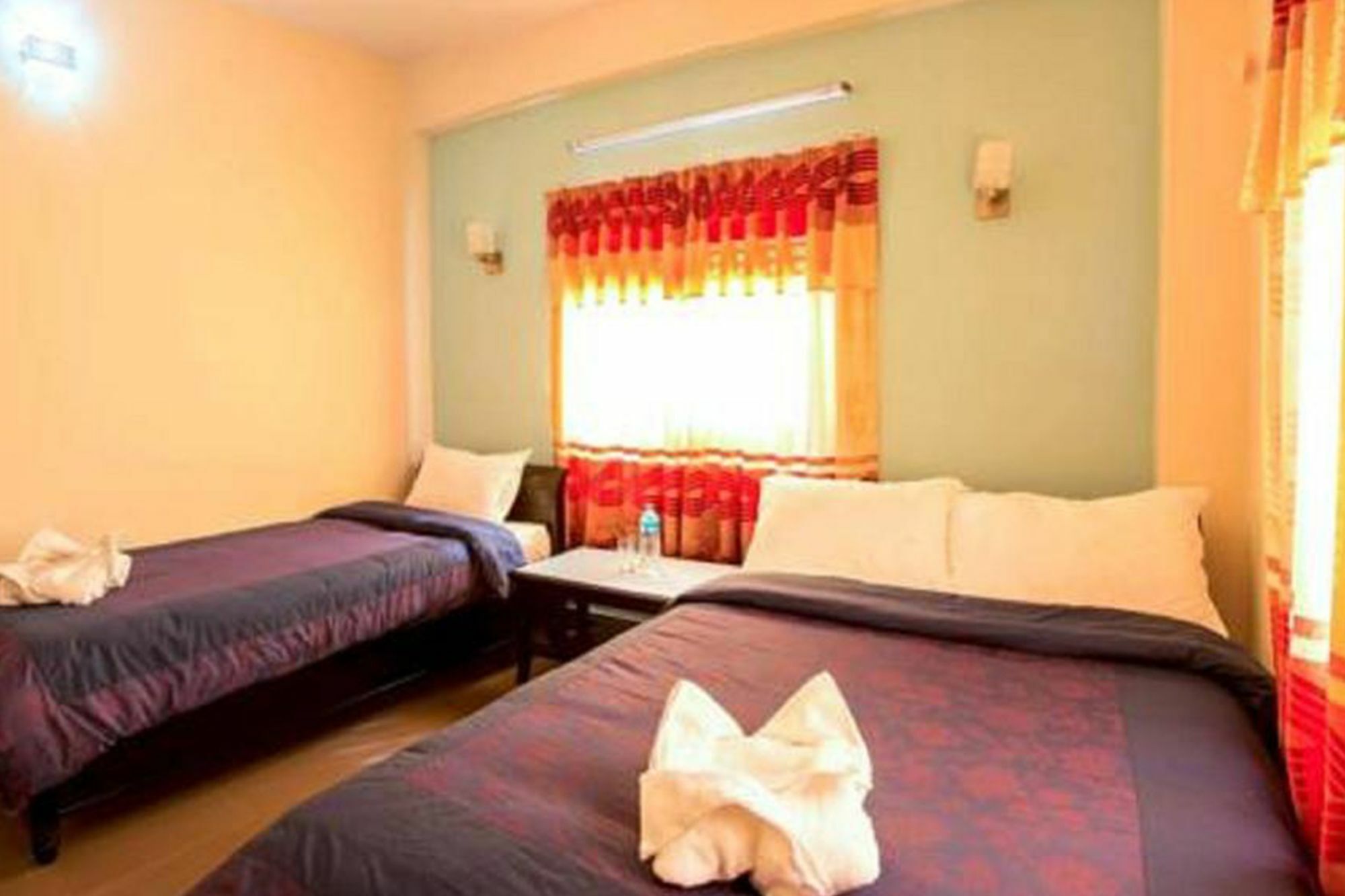 Hotel Atrium Pokhara Bagian luar foto